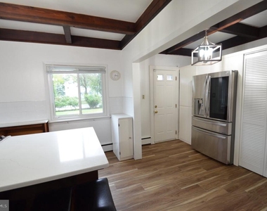 181 Cranbury Road - Photo Thumbnail 11