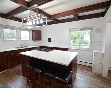 181 Cranbury Road - Photo Thumbnail 10
