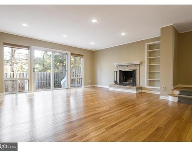 17 Gordon Way - Photo Thumbnail 7