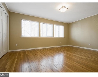 17 Gordon Way - Photo Thumbnail 16