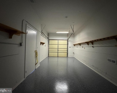 53 N Post Road - Photo Thumbnail 32