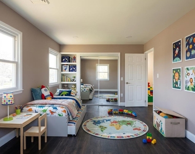53 N Post Road - Photo Thumbnail 18