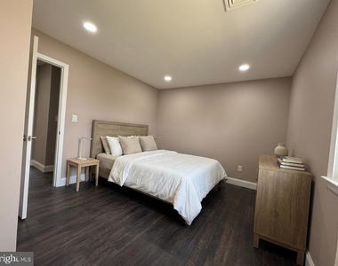 53 N Post Road - Photo Thumbnail 23