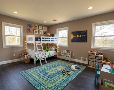 53 N Post Road - Photo Thumbnail 17