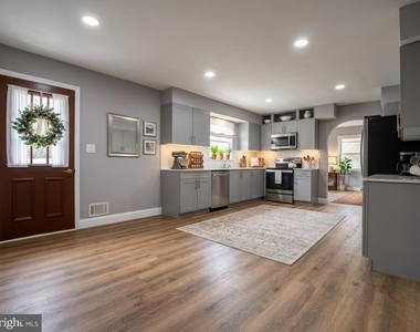 53 N Post Road - Photo Thumbnail 6