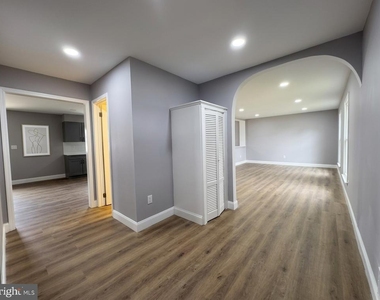 53 N Post Road - Photo Thumbnail 2