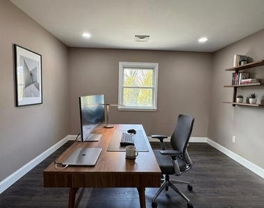 53 N Post Road - Photo Thumbnail 19