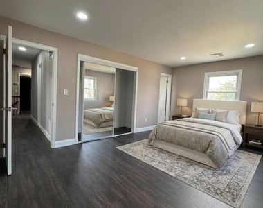 53 N Post Road - Photo Thumbnail 27