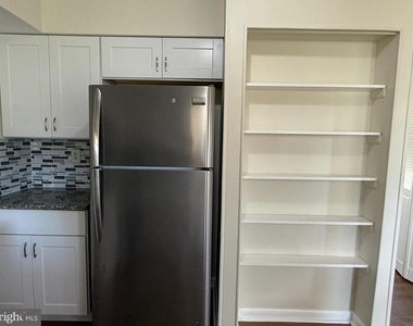 1606 Beechwood Place - Photo Thumbnail 11