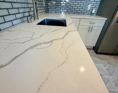 1405 Griffith Avenue - Photo Thumbnail 7