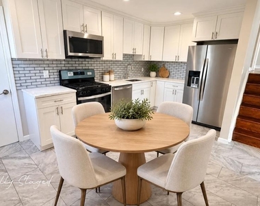 1405 Griffith Avenue - Photo Thumbnail 6