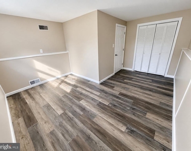 1405 Griffith Avenue - Photo Thumbnail 17