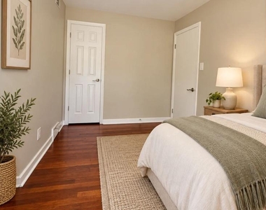 1405 Griffith Avenue - Photo Thumbnail 15