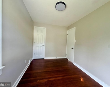 1405 Griffith Avenue - Photo Thumbnail 16