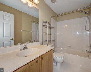 33 Weaver Drive - Photo Thumbnail 25