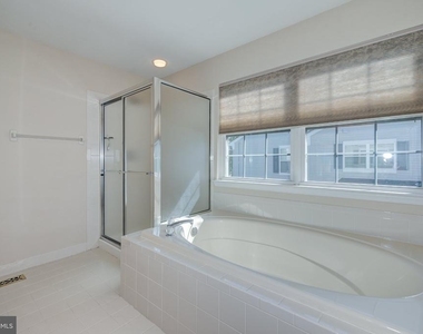 33 Weaver Drive - Photo Thumbnail 21