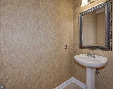 33 Weaver Drive - Photo Thumbnail 17