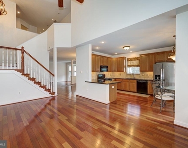33 Weaver Drive - Photo Thumbnail 9
