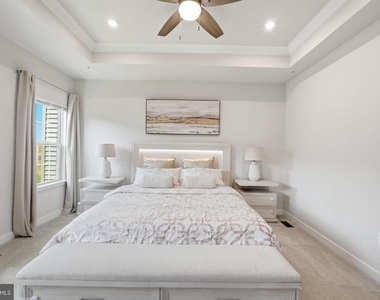 8805 Sybil Lane - Photo Thumbnail 17