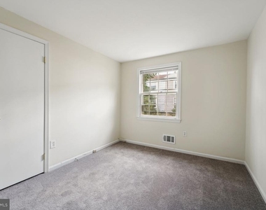 1419 Potomac Heights Drive - Photo Thumbnail 11