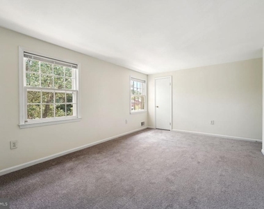 1419 Potomac Heights Drive - Photo Thumbnail 9