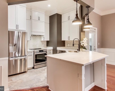 8 Granite Place - Photo Thumbnail 10