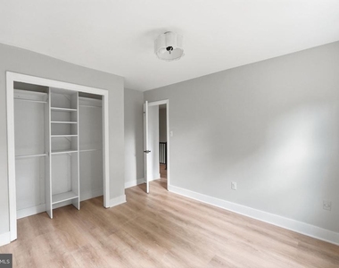 8139 Hallmark Place - Photo Thumbnail 13