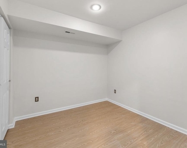 19066 Sawyer Terrace - Photo Thumbnail 30