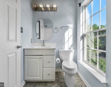 19066 Sawyer Terrace - Photo Thumbnail 13