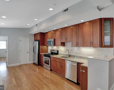 2127 E Lombard Street E - Photo Thumbnail 4