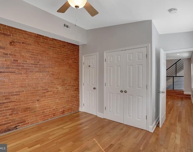 2127 E Lombard Street E - Photo Thumbnail 8