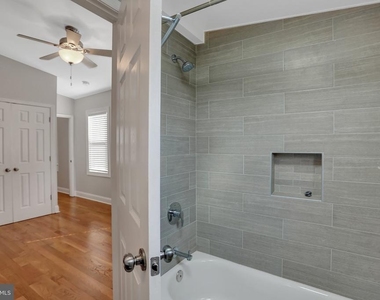 2127 E Lombard Street E - Photo Thumbnail 9