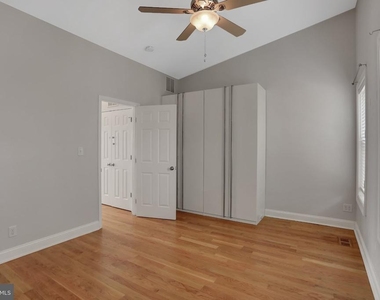 2127 E Lombard Street E - Photo Thumbnail 12