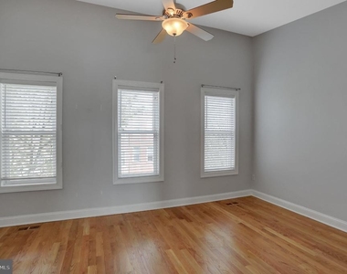 2127 E Lombard Street E - Photo Thumbnail 11