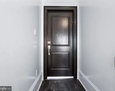 1100 W Lafayette Avenue - Photo Thumbnail 1