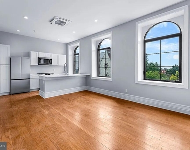 1100 W Lafayette Avenue - Photo Thumbnail 6