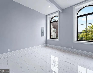 1100 W Lafayette Avenue - Photo Thumbnail 6