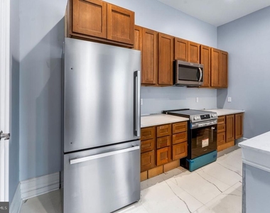 1100 W Lafayette Avenue - Photo Thumbnail 6