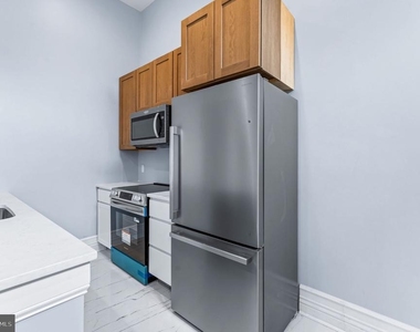 1100 W Lafayette Avenue - Photo Thumbnail 7