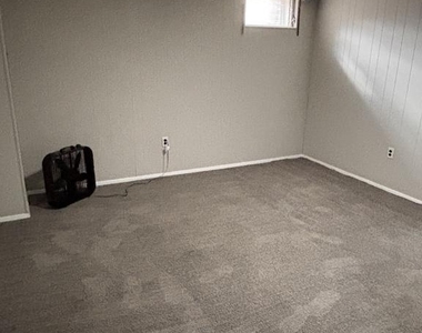1723 Malvern Street - Photo Thumbnail 10