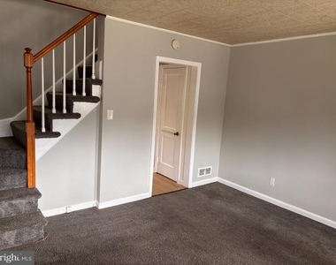 1723 Malvern Street - Photo Thumbnail 2
