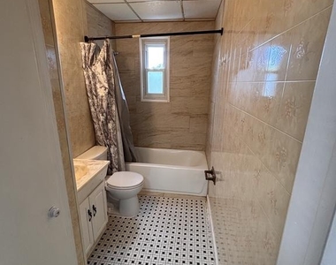 1723 Malvern Street - Photo Thumbnail 8