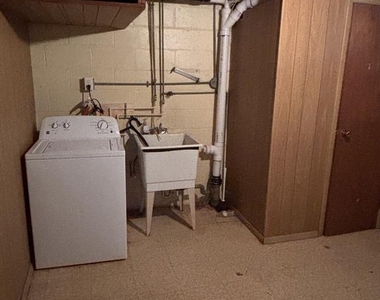 1723 Malvern Street - Photo Thumbnail 12