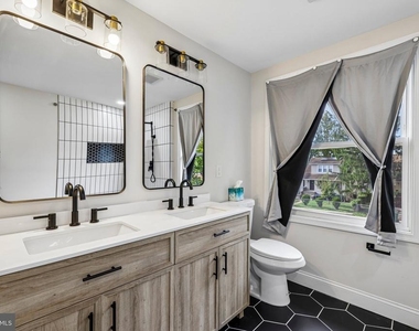 5362 Liberty Heights Avenue - Photo Thumbnail 21