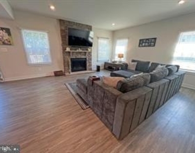 1739 Mel Lane - Photo Thumbnail 16