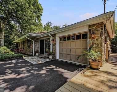 10 Beech Avenue - Photo Thumbnail 44