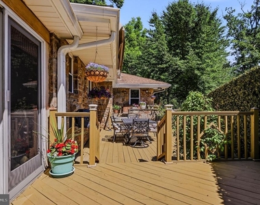 10 Beech Avenue - Photo Thumbnail 36