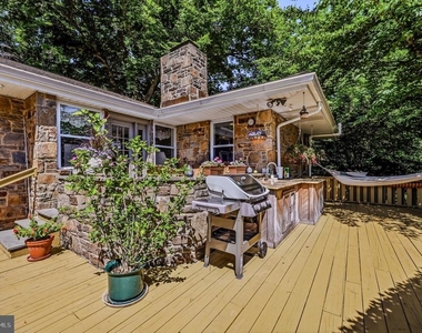 10 Beech Avenue - Photo Thumbnail 31