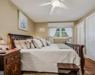 10 Beech Avenue - Photo Thumbnail 22