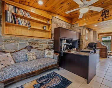 10 Beech Avenue - Photo Thumbnail 4